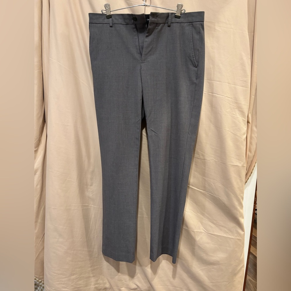 Calvin Klein Body Fit Trousers in Charcoal